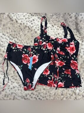LIVE LIFE ON THE BEACH TWO PIECE TANKINI SET